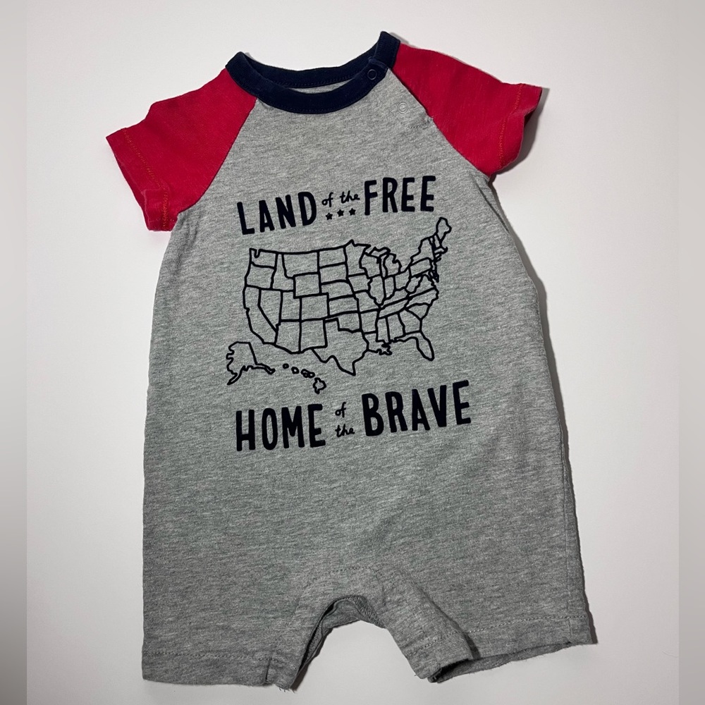 Baby Gap grey romper 6-12M